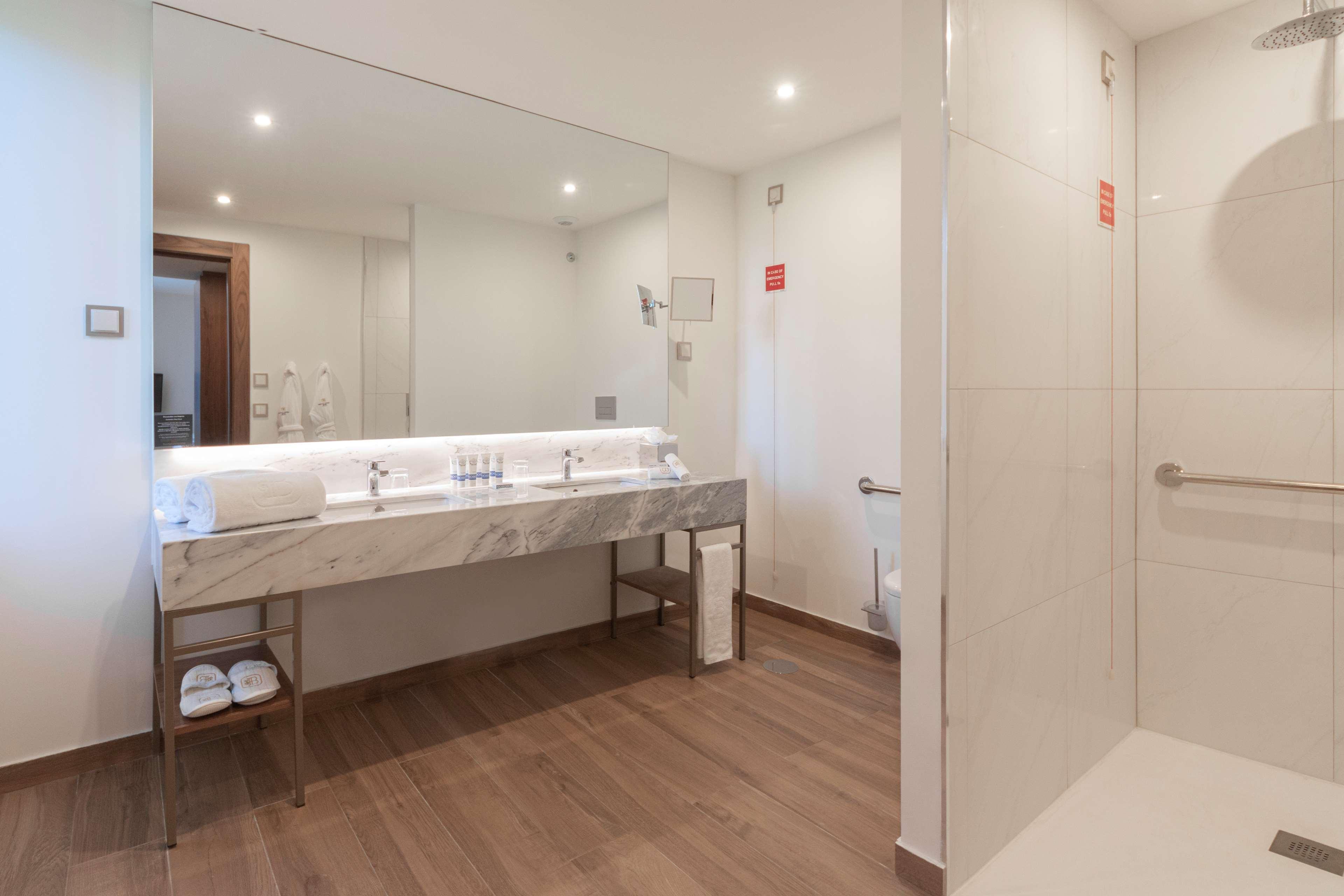 Curio Collection By Hilton Boeira Garden Hotel Porto Portug 加亚新城 外观 照片
